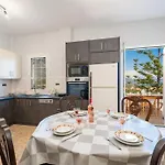 Stunning Views * Karavados