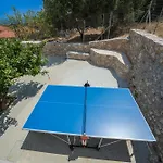 Stunning Views * Karavados