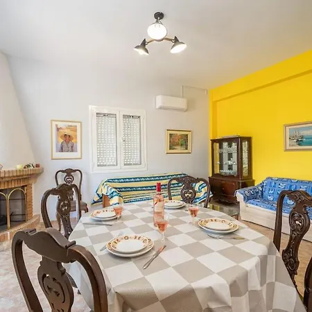 Stunning Views Villa Karavádosz