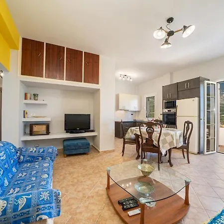 Villa Stunning Views Karavádhos