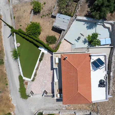 Villa Stunning Views Karavádhos