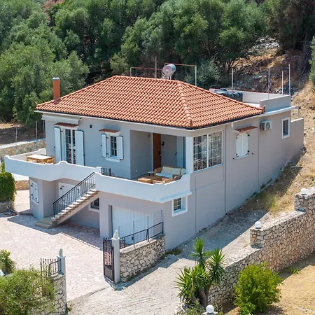 Stunning Views Karavádhos