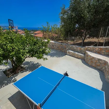 Villa Stunning Views Karavádhos