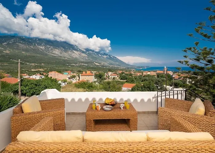 Stunning Views * Karavádosz