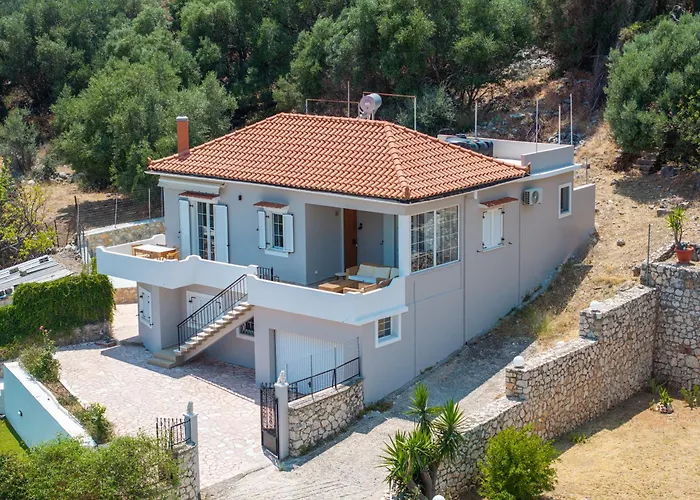 Stunning Views Karavádosz