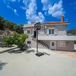 Vila Stunning Views *